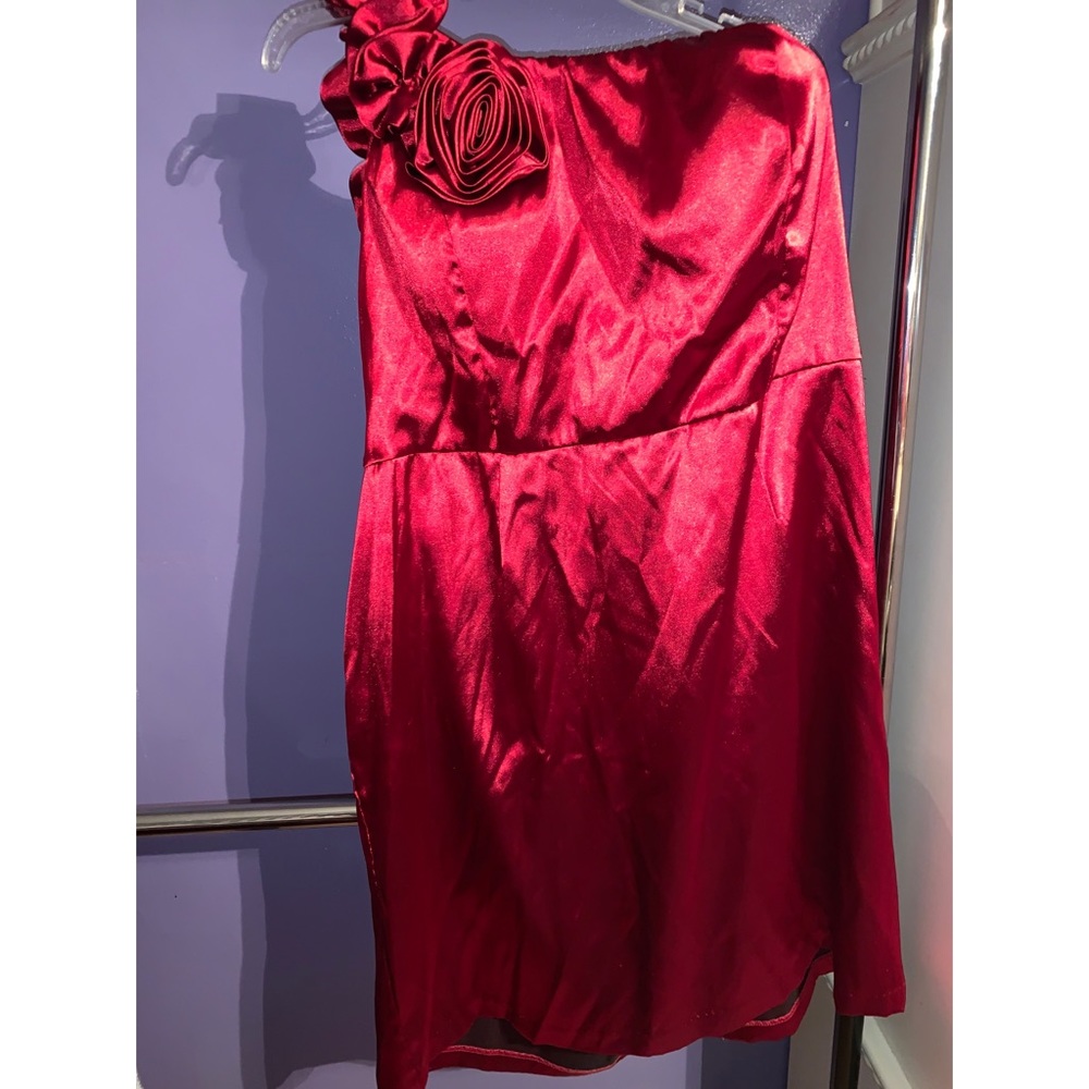 Red off the Shoulder Flower Ruffle Cocktail Dress